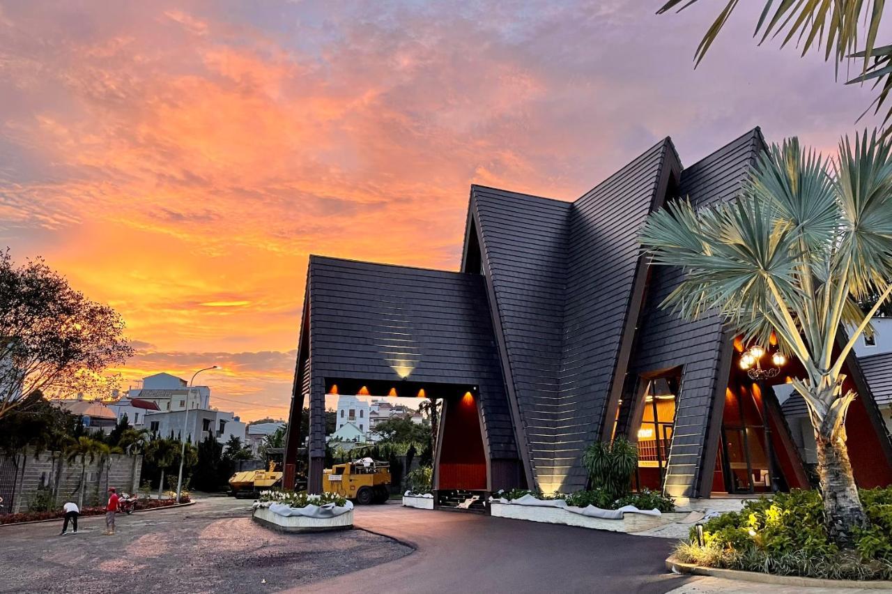 Sunflower Hotel & Resort Bao Loc Bagian luar foto