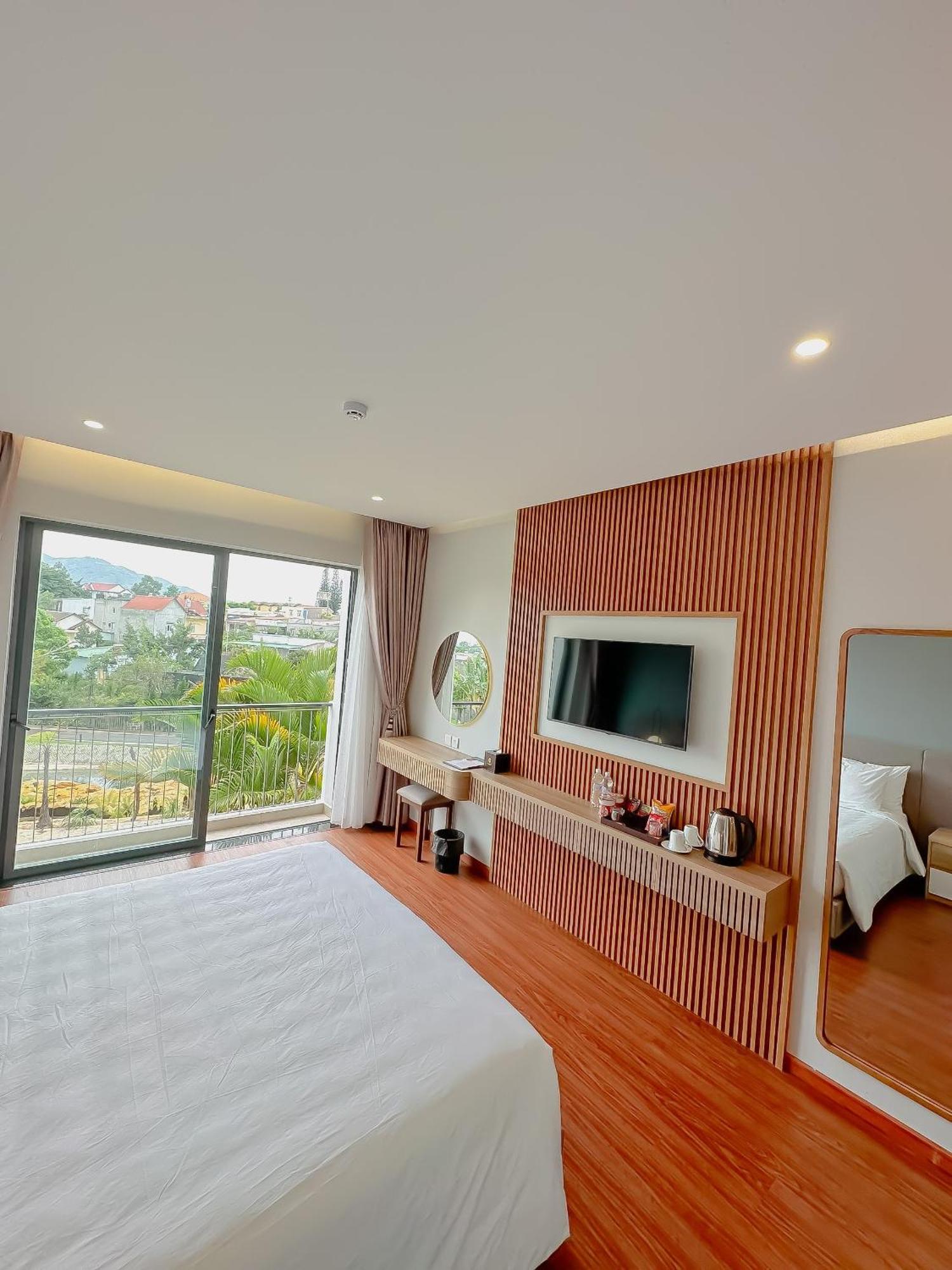 Sunflower Hotel & Resort Bao Loc Bagian luar foto